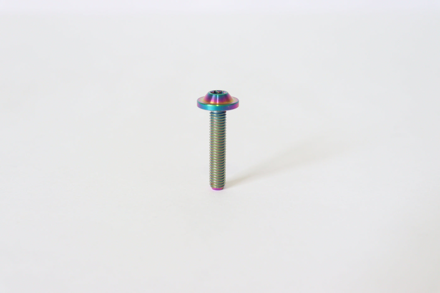 Tornillo M5x25mm button